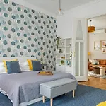 Rumbach Royal Apartament
